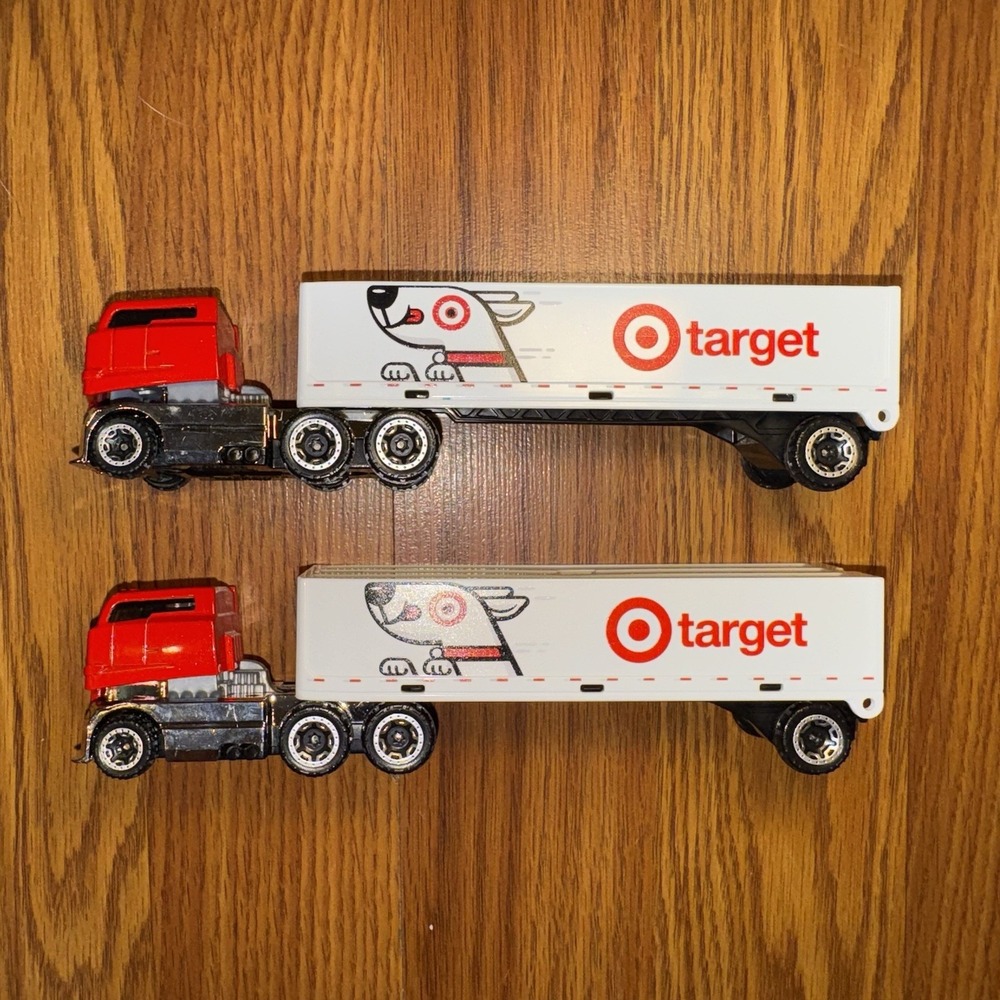 2013 Mattel Hot Wheels Target‎ Rig Dog Lot Of 2 Missing Trailer Door